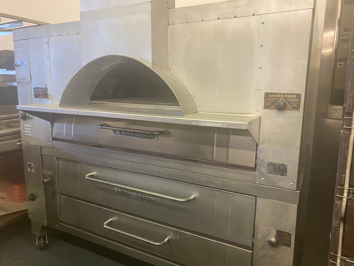 Bakers Pride FC616/Y600 Double Deck Natural Gas Pizza Oven