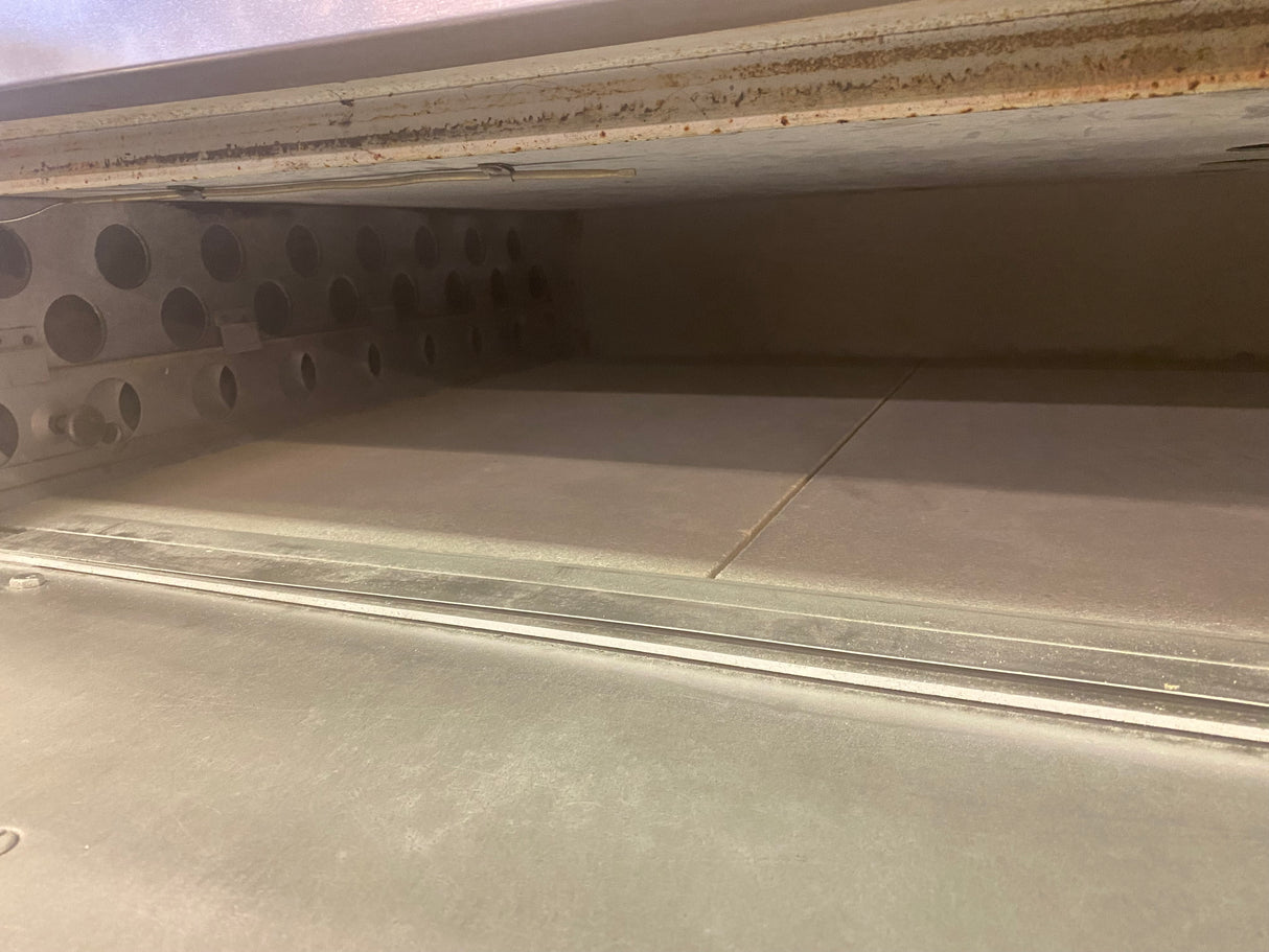 Bakers Pride FC616/Y600 Double Deck Natural Gas Pizza Oven