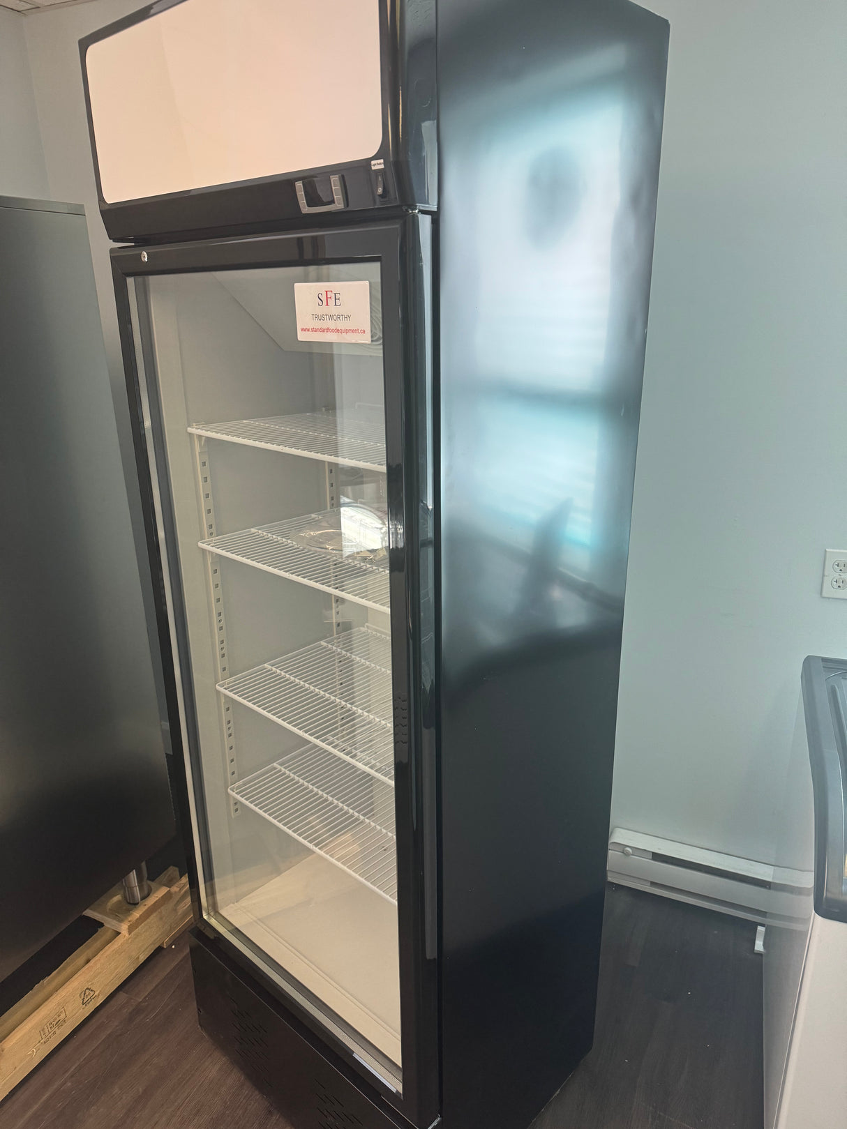 Single Door Display Cooler 27”