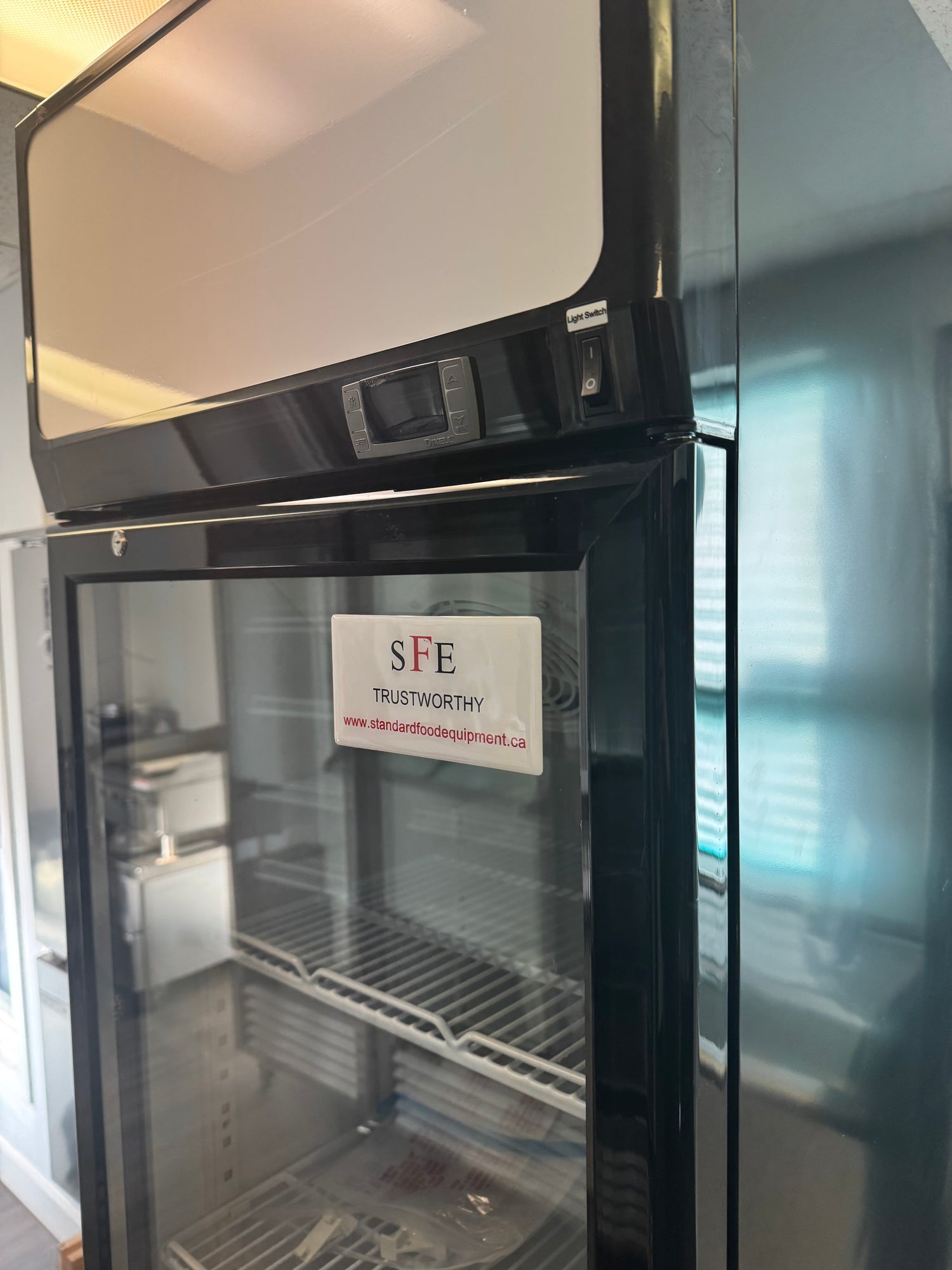Single Door Display Cooler 21”
