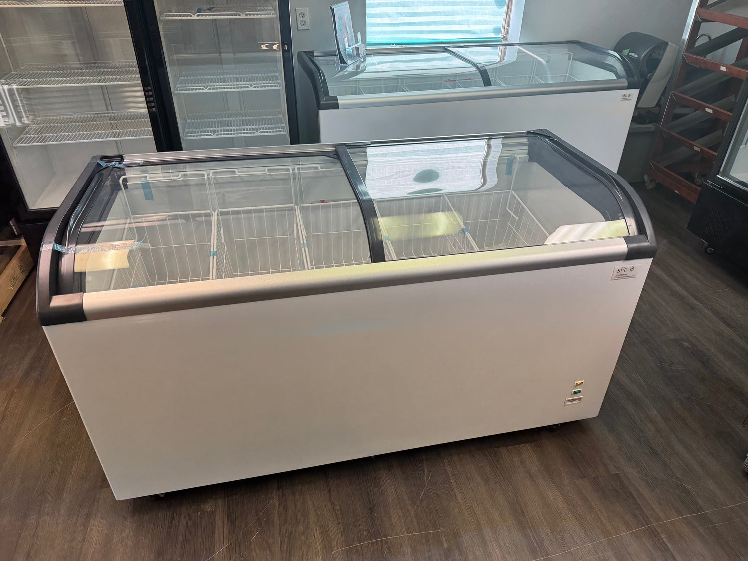 SFE Ice Cream Display Freezer 60”