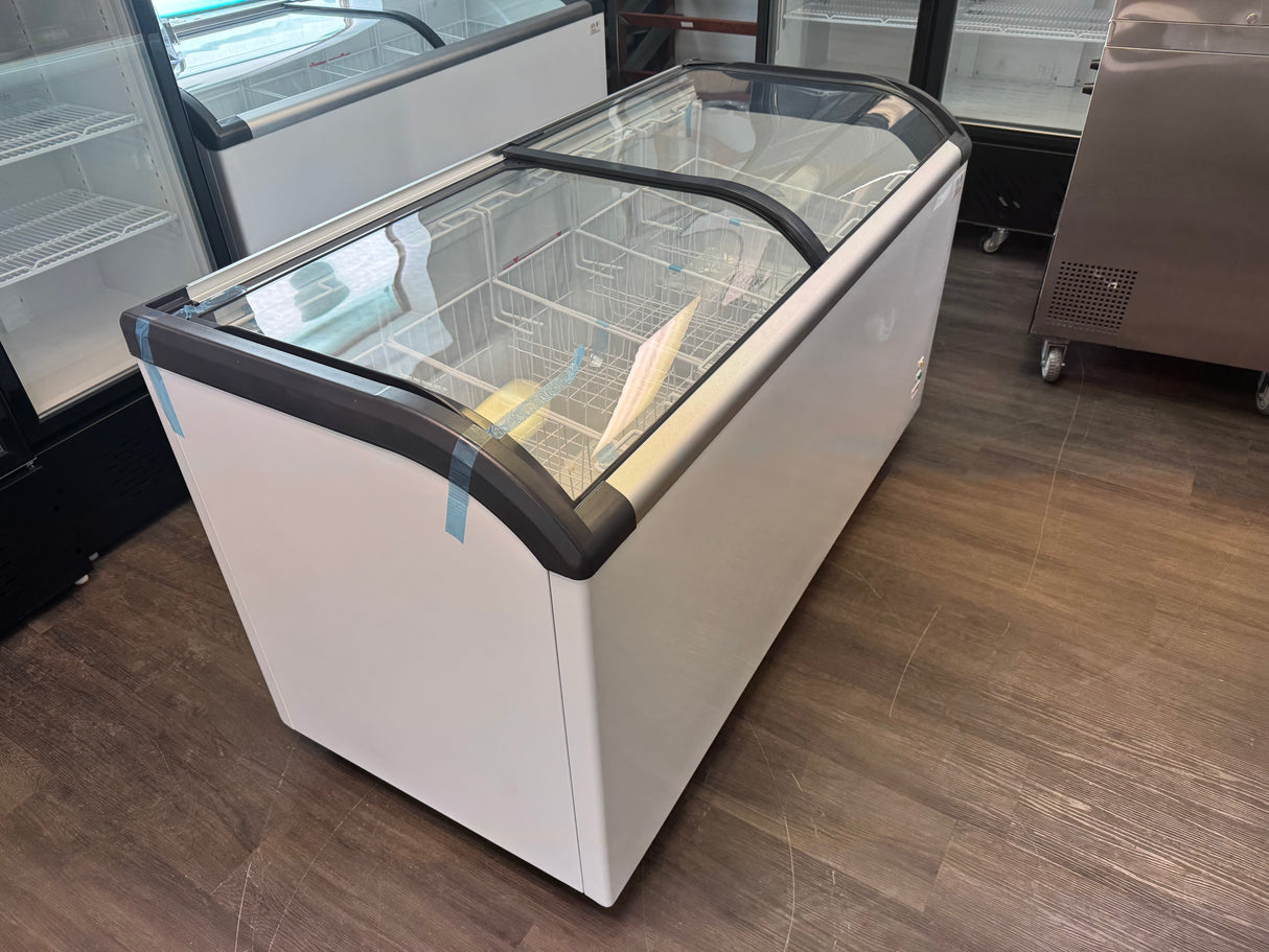 SFE Ice Cream Display Freezer 60”