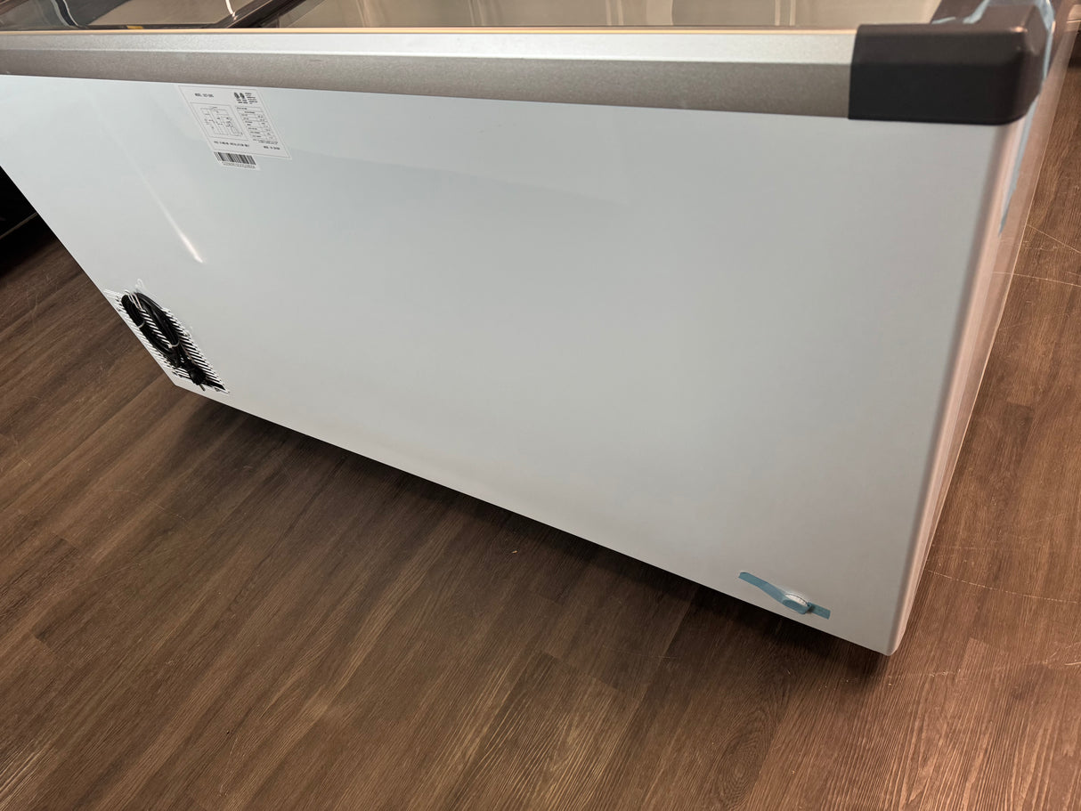 SFE Ice Cream Display Freezer 60”
