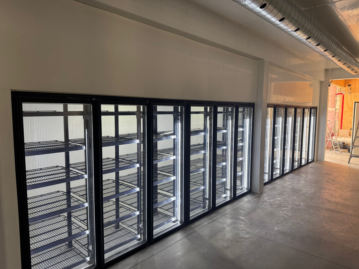Walk in cooler glass doors