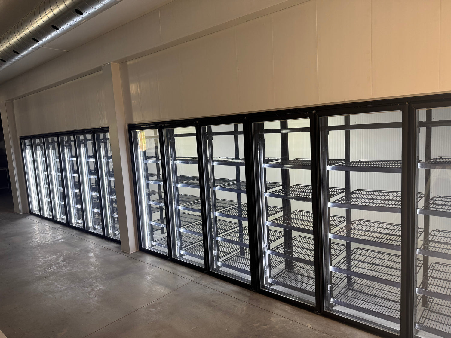 Walk in cooler glass doors