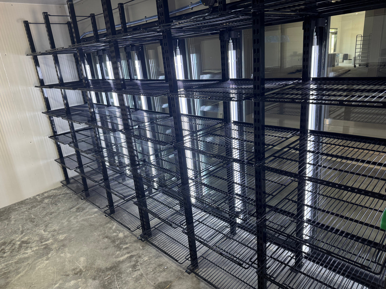 Walk in cooler glass doors