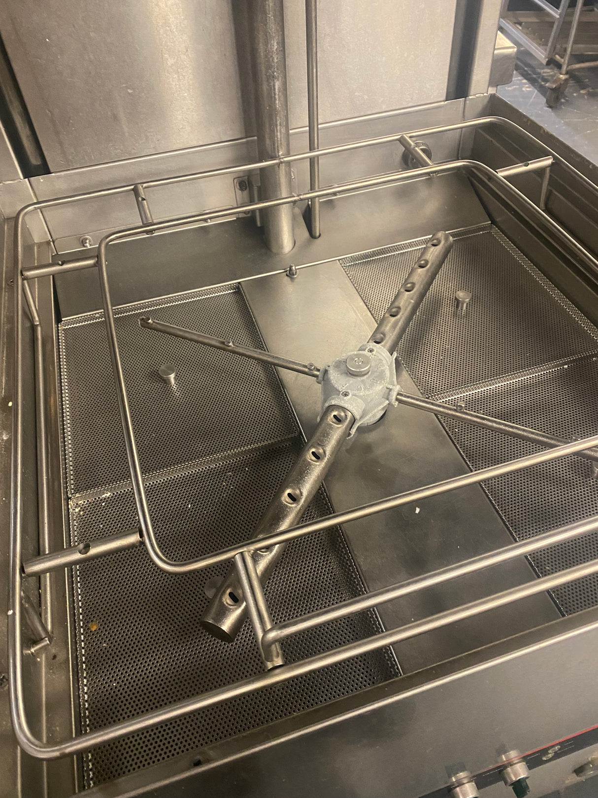 Omcan CD-GR-1500 Upright Dishwasher