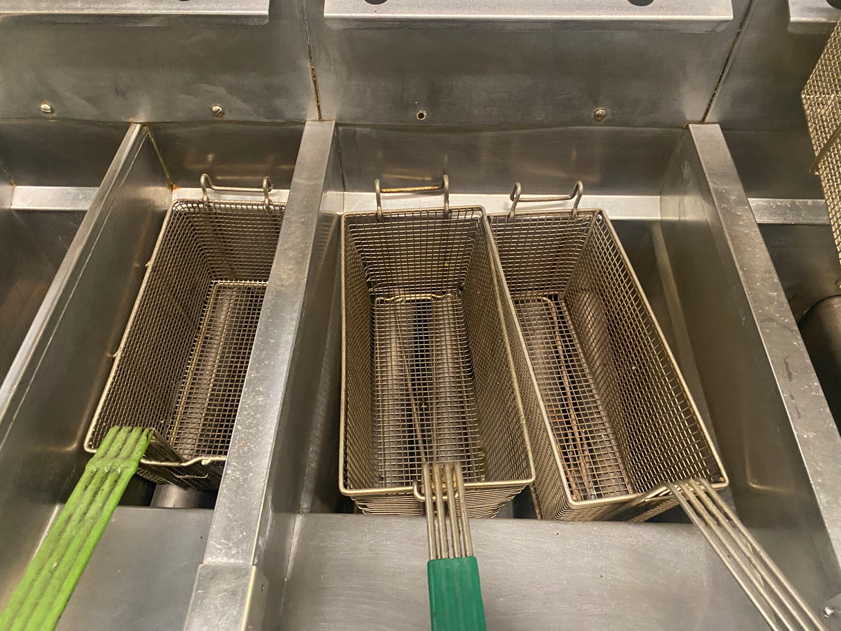 Pitco M62 Four Compartment Natural Gas Fryer with Filtration