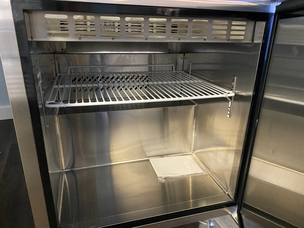 SFE 28” Stainless Steel Refrigerated Salad Prep Table