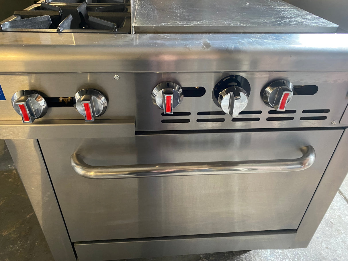 Natural Gas 2 Burner 24” Flat Grill with Full Size Combi Oven