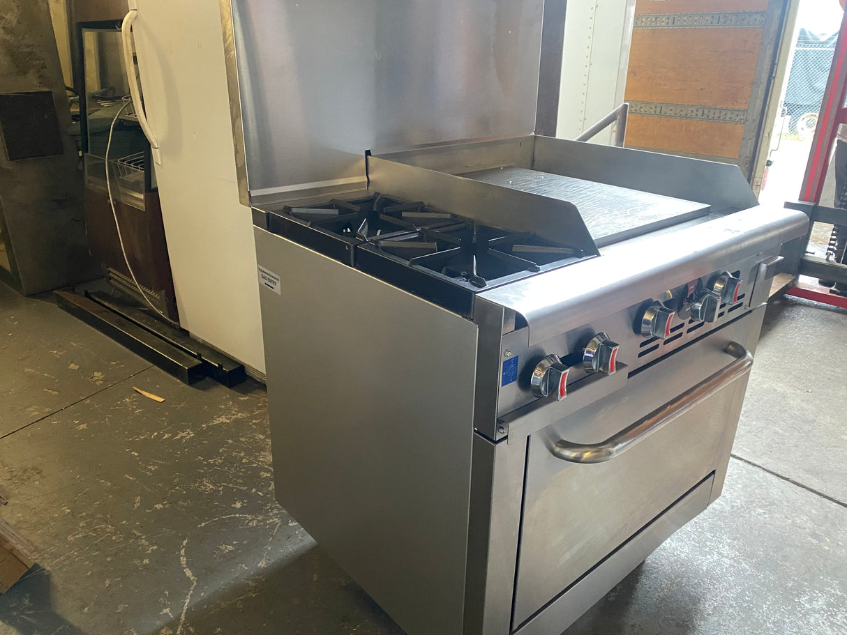 Natural Gas 2 Burner 24” Flat Grill with Full Size Combi Oven