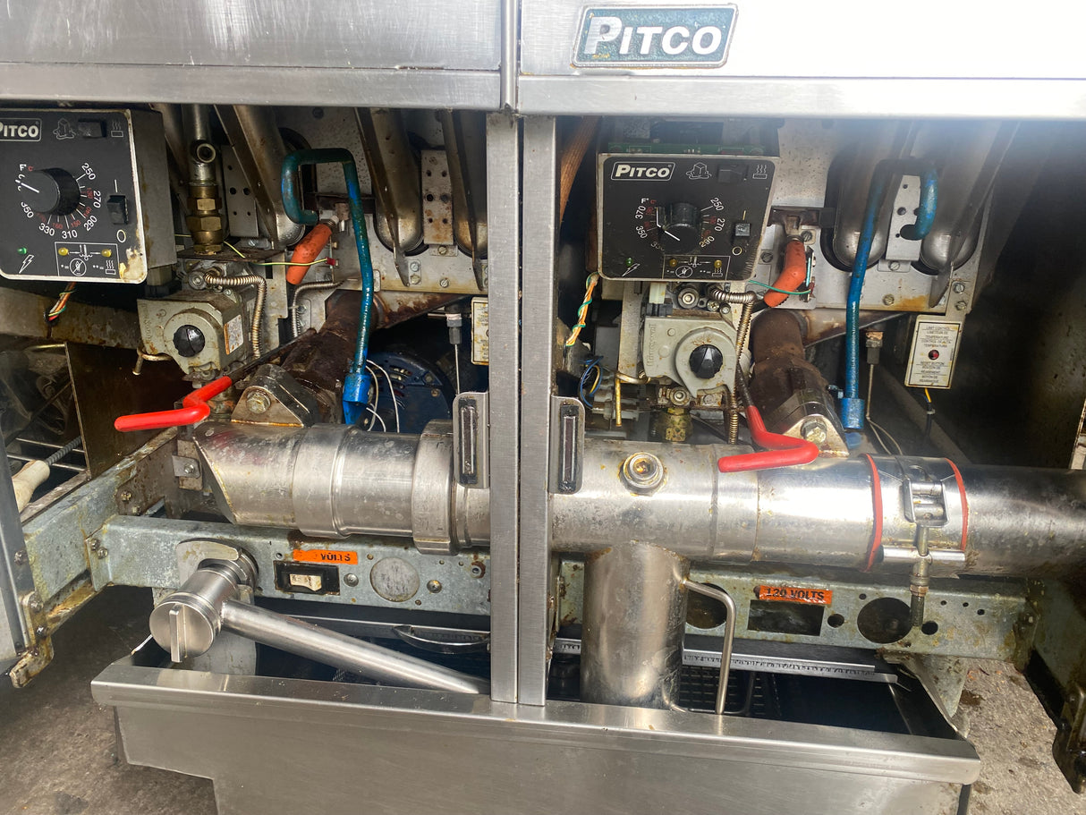 Pitco SG14-JS Three Compartment Fryer with Dump Station and Filtration
