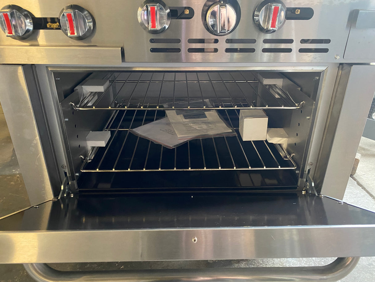 Natural Gas 2 Burner 24” Flat Grill with Full Size Combi Oven