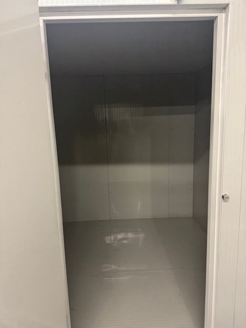 Indoor 6'x6'x8' walk-in refrigeration unit for Ontario floral shops