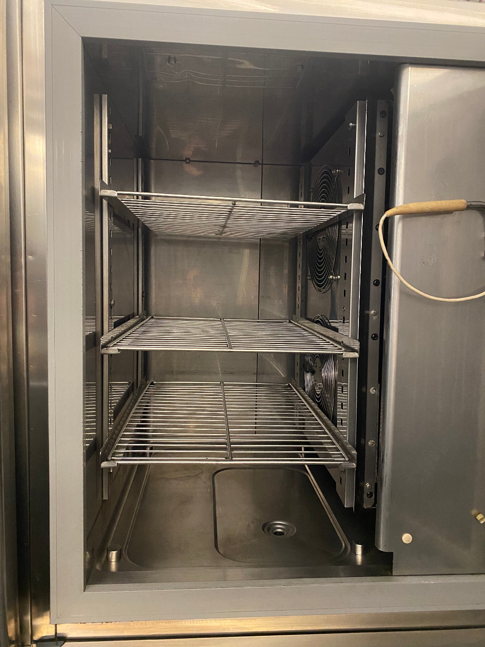 Energy-efficient Intelichill shock freezer with rapid pull-down technology